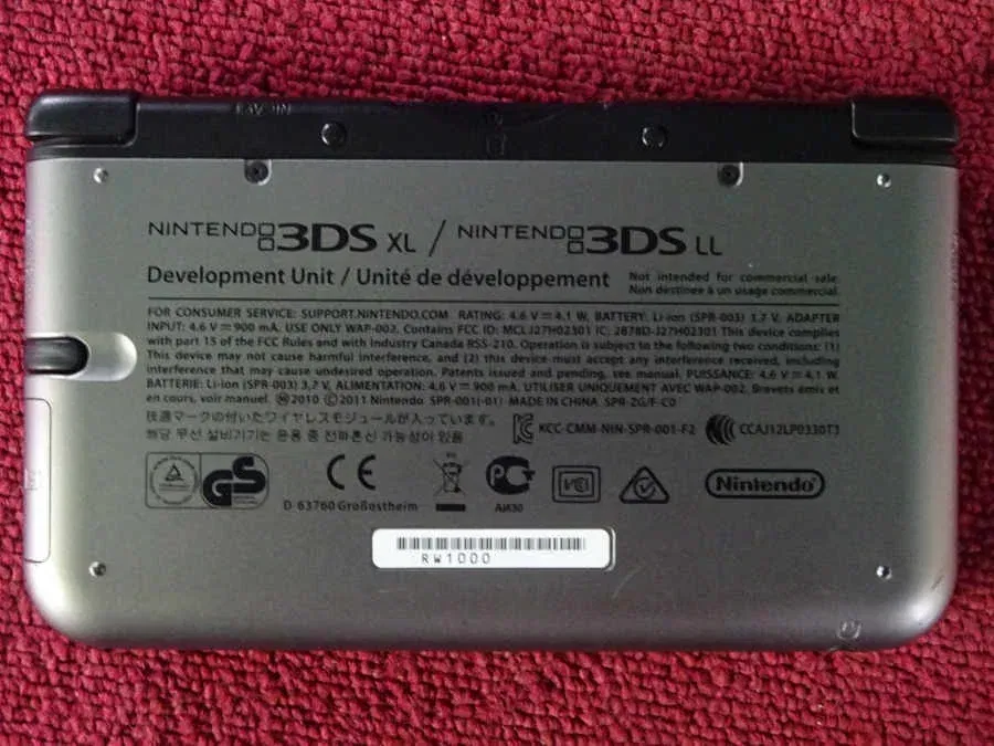 Nintendo 3DS LL / XL Development Unit - Consolevariations