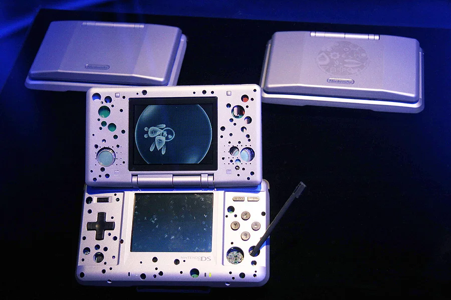  Nintendo DS Electroplankton Console