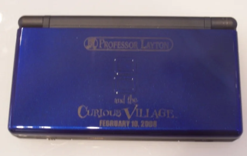  Nintendo DS Lite Professor Layton &amp; the Curious Village Console