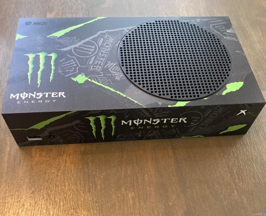 Consolevariations - Microsoft Xbox Series S Monster Energy Console