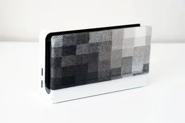 Active Patch Black Pixel Dock Cover