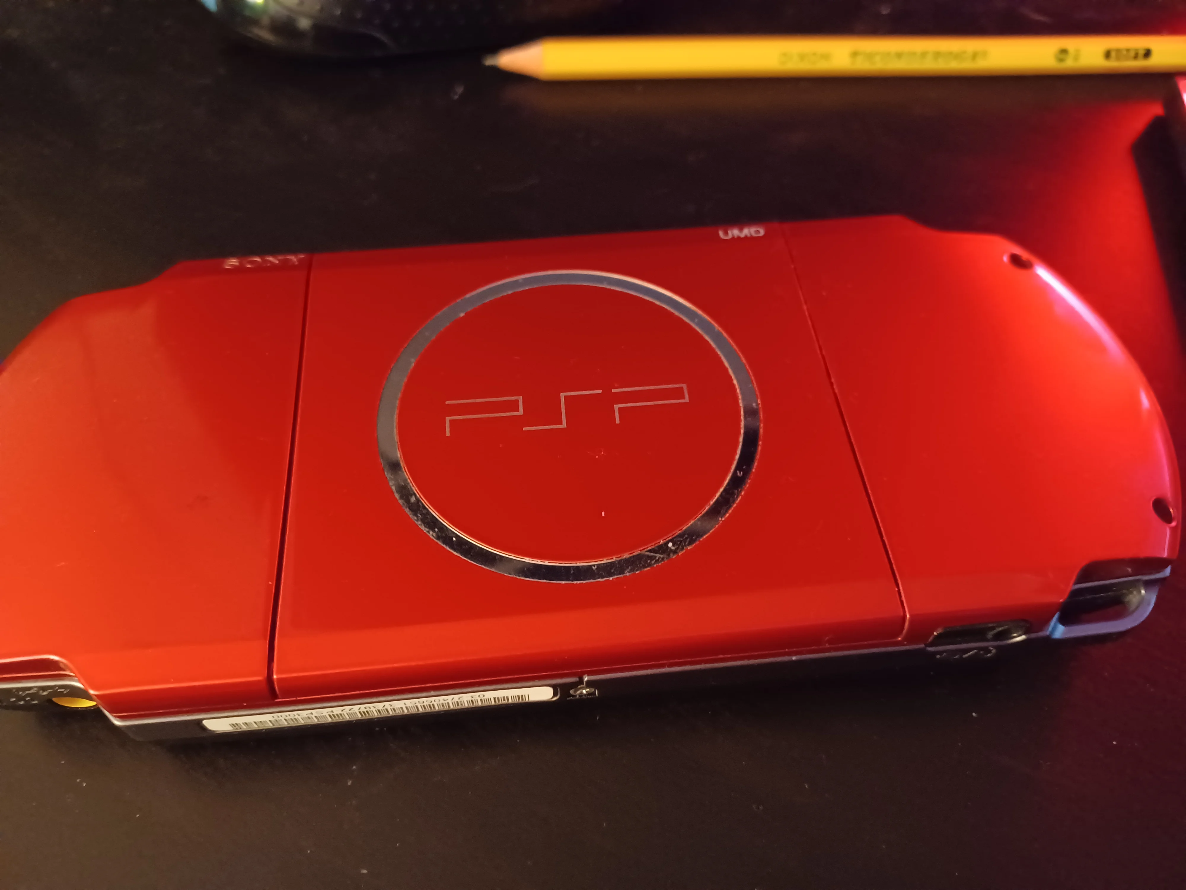Sony PSP 3000 Black and Red Console - Consolevariations