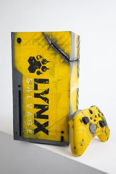 Microsoft Xbox Series X Hardspace Shipbreaker Console