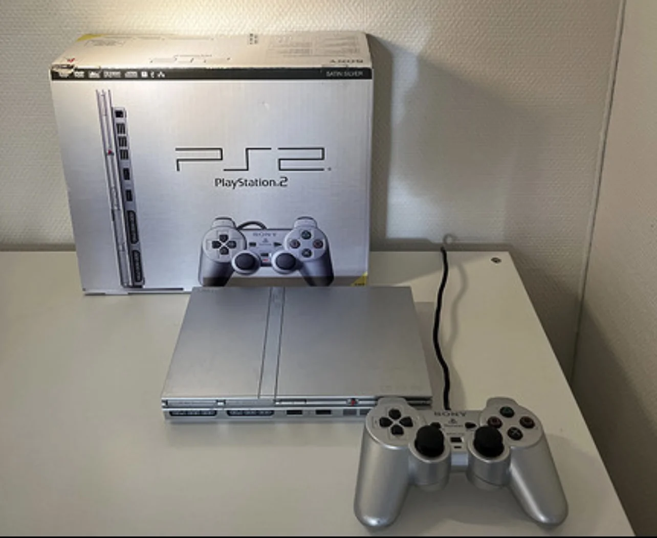  Sony PlayStation 2 Slim Satin Silver Console [EU]