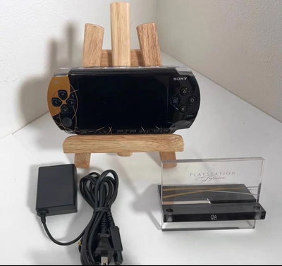 Sony PSP 1000 Signature Tsukimi Console