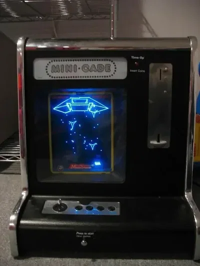 Vectrex Mini-Cade