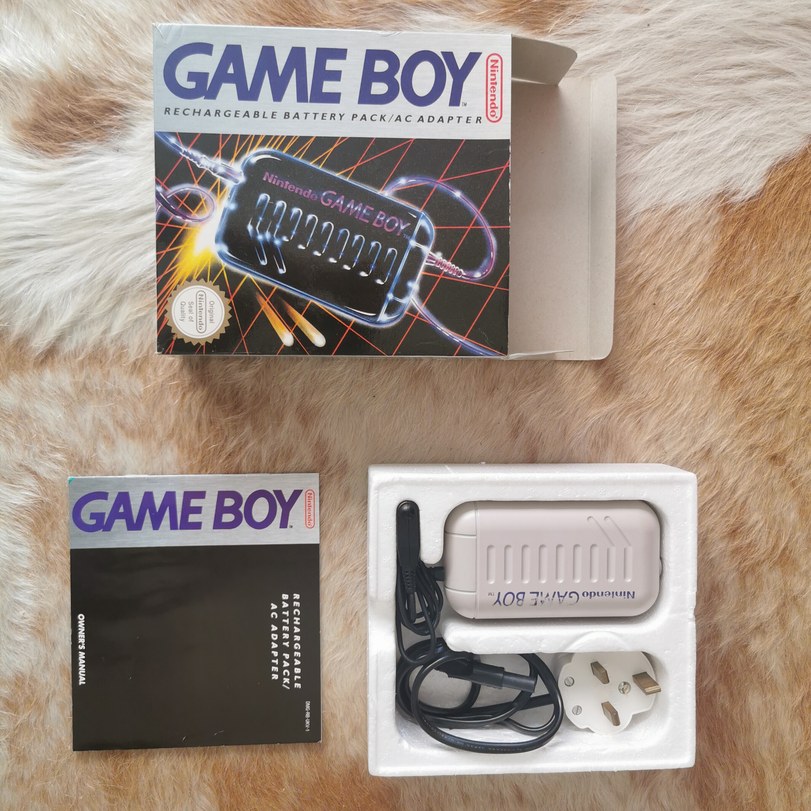  Nintendo Game Boy Battery Pack / AC Adapter [UK]