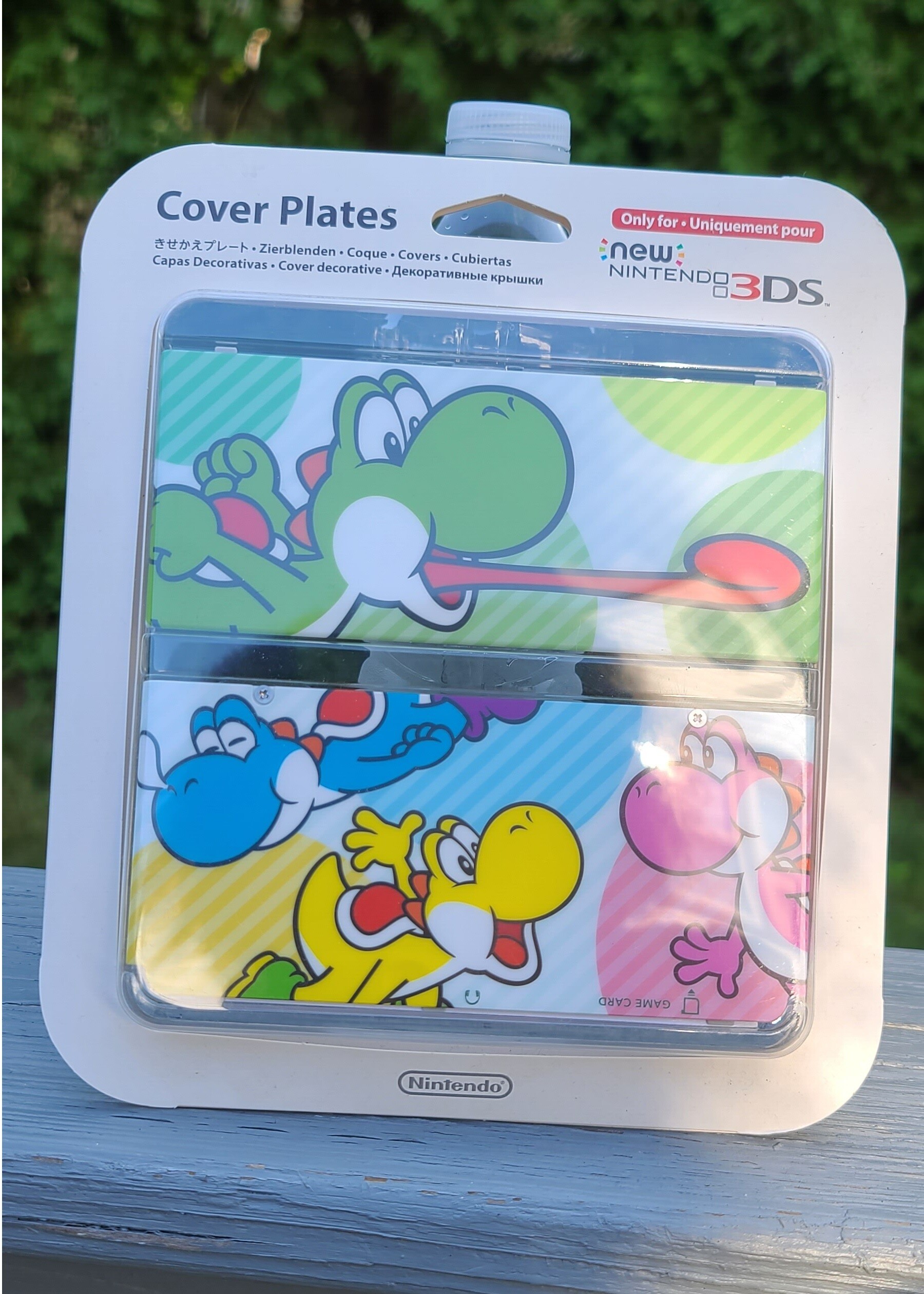  New Nintendo 3DS No.028 - Yoshi&#039;s Springtime Siesta Cover Plates 