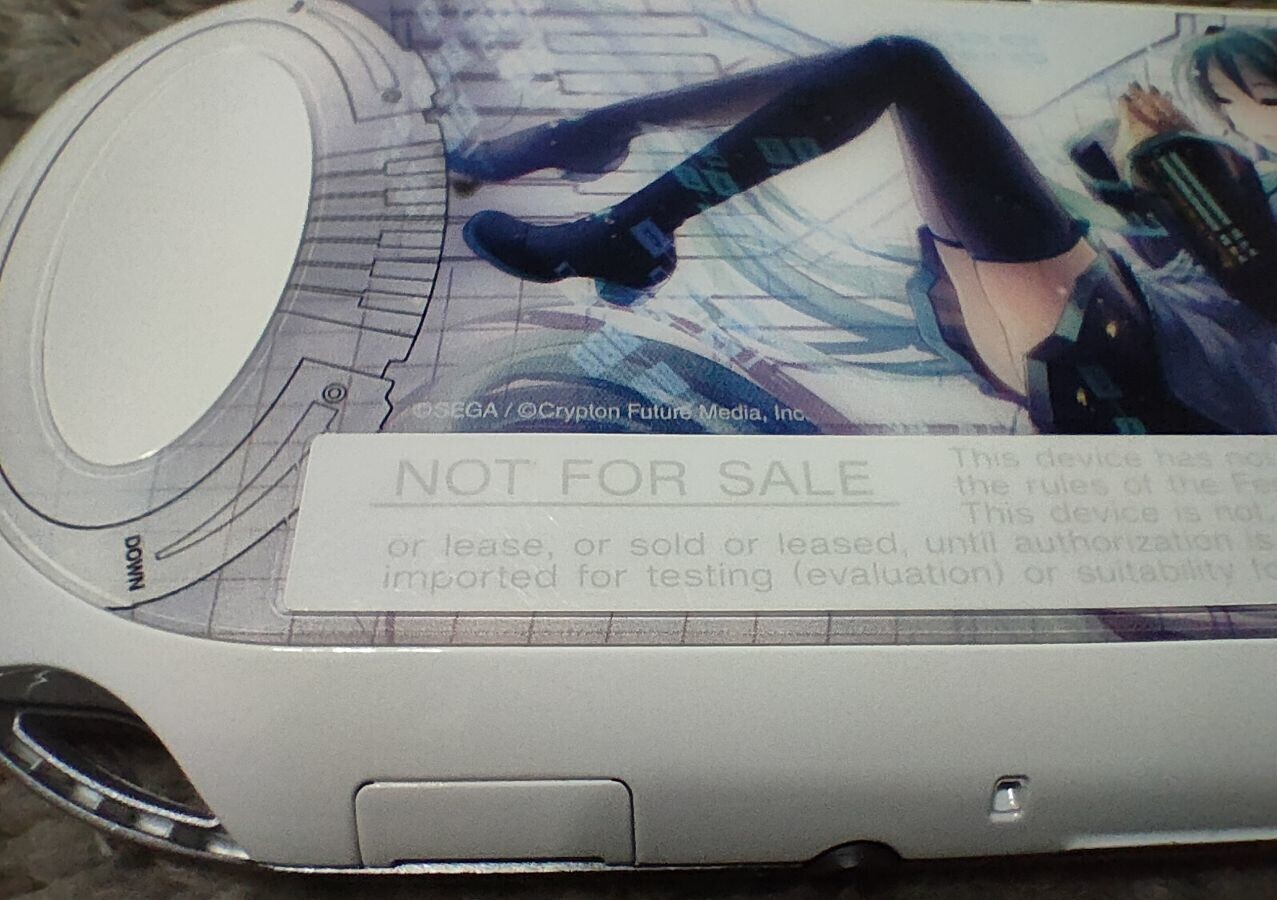  Sony PS Vita CEM-3000NZ1 Hatsune Miku Prototype Console 
