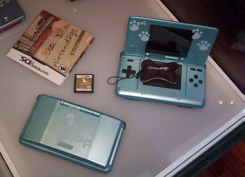  Nintendo DS Nintendogs Nintendo World NY Console