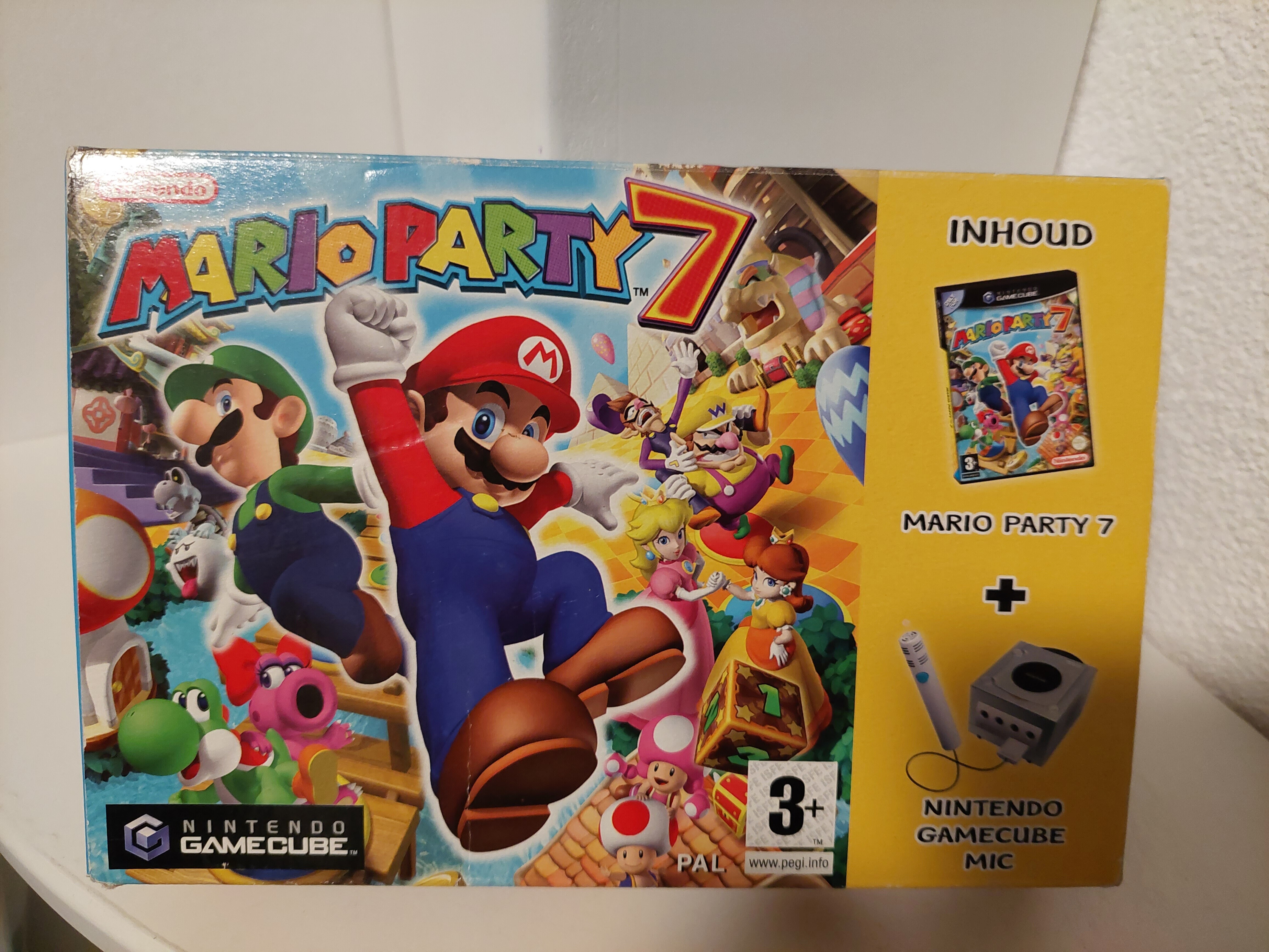  Nintendo GameCube Mario Party 7 Microphone Bundle