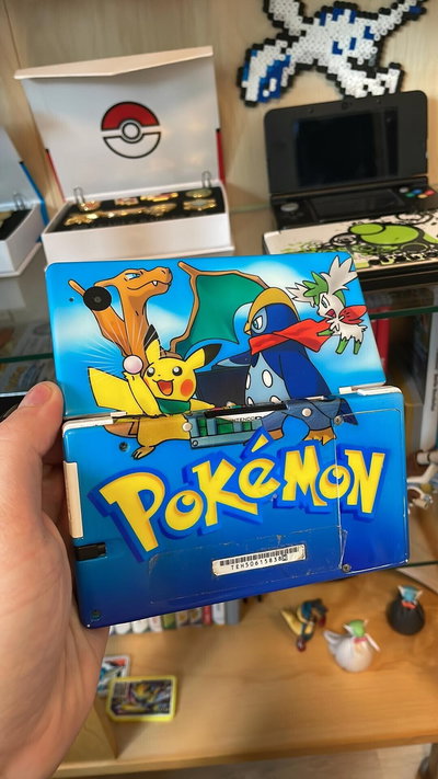 Nintendo DSI Pokemon Mystery Dungeon Explorers of Sky Console