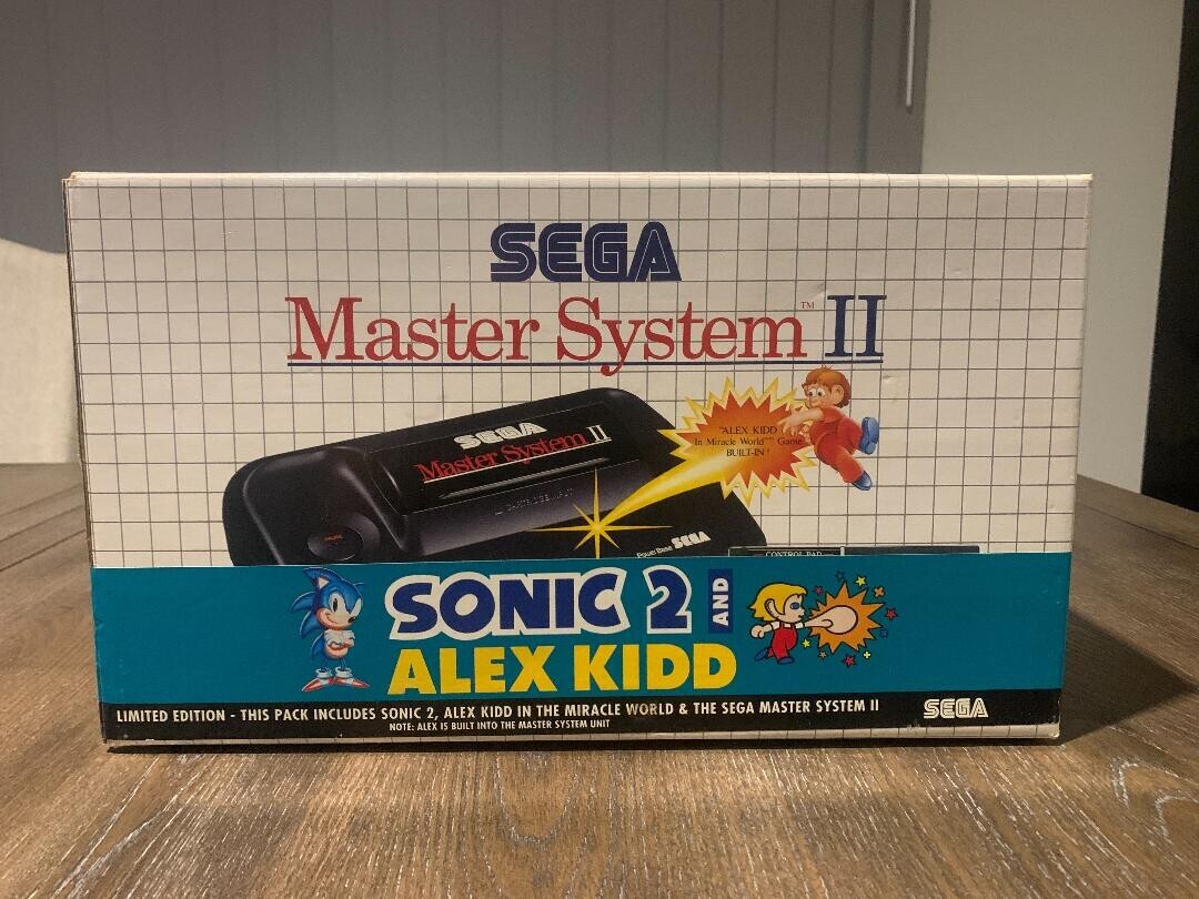  Sega Master System II Alex Kidd in Miracle World + Sonic the Hedgehog 2 Bundle