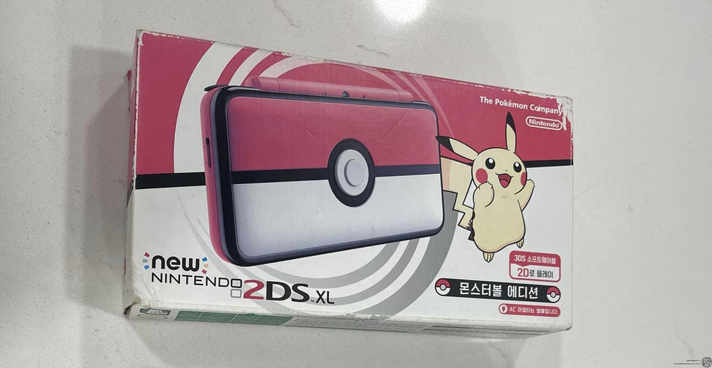 POKE Dann② Consolevariations - Nintendo 2DS XL Pokemon Pokébal Console (KOR