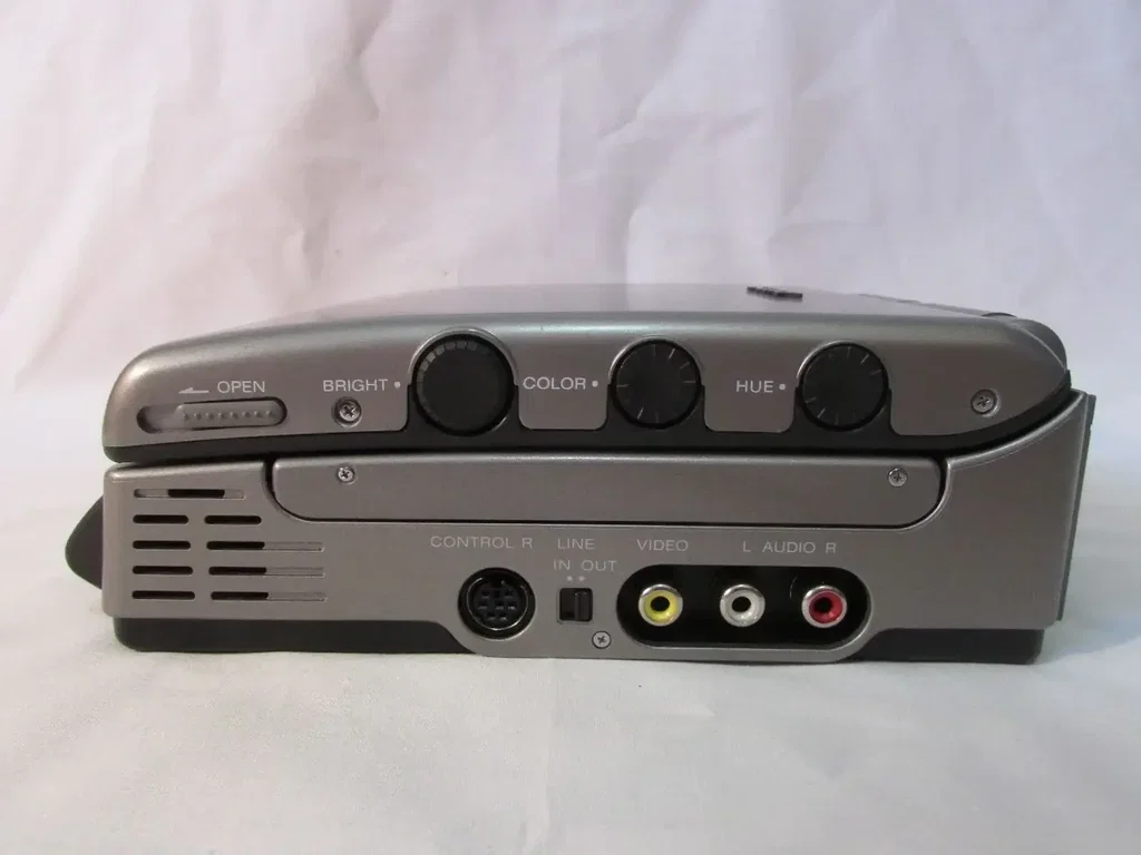 Consolevariations - Philips Magnavox CD-i Sony Intelligent Discman