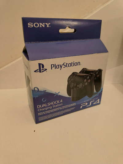Sony PlayStation 4 Dualshock 4 Charging Station [EU]