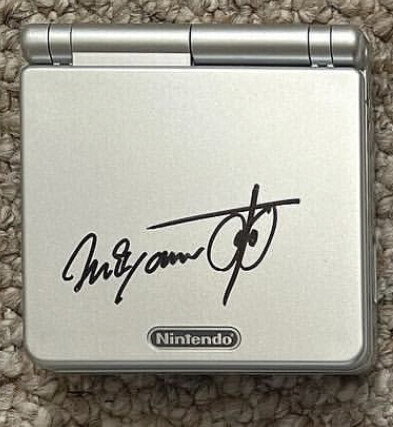Nintendo Game Boy Advance SP Nindie Miyamoto Signed Console