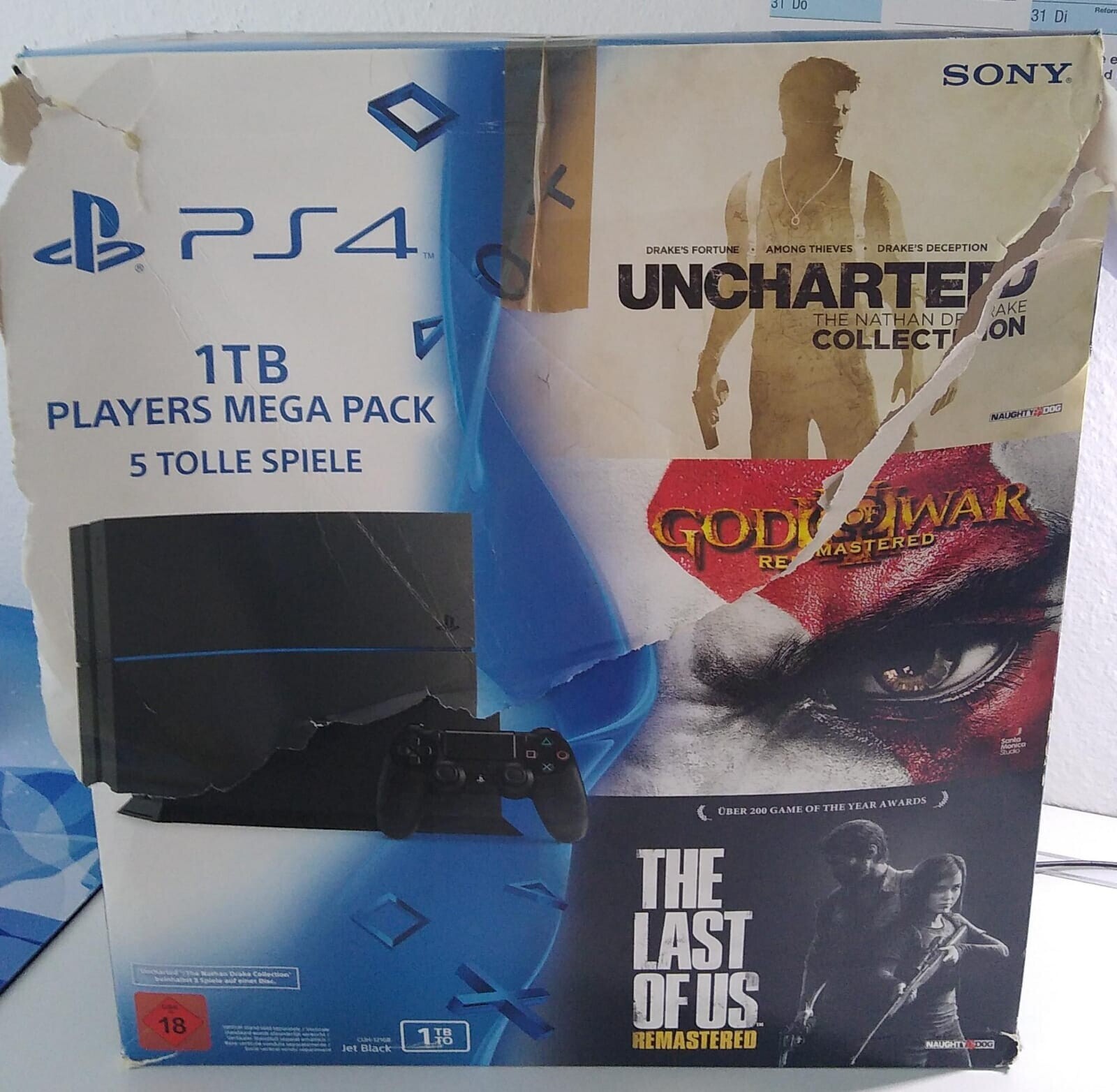  Sony PlayStation 4 Players Mega Pack