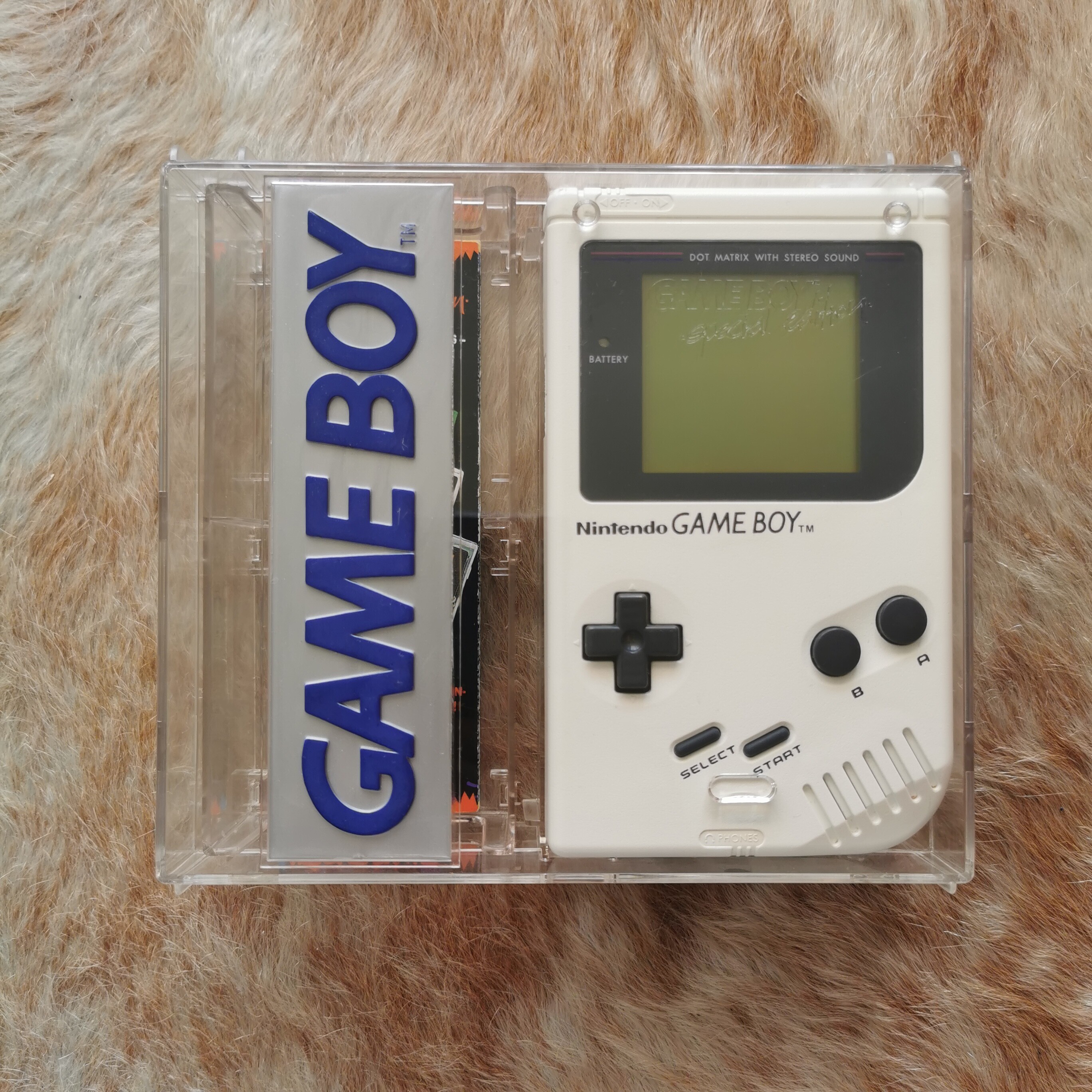  Nintendo Game Boy Crystal Case White Console [NOE]