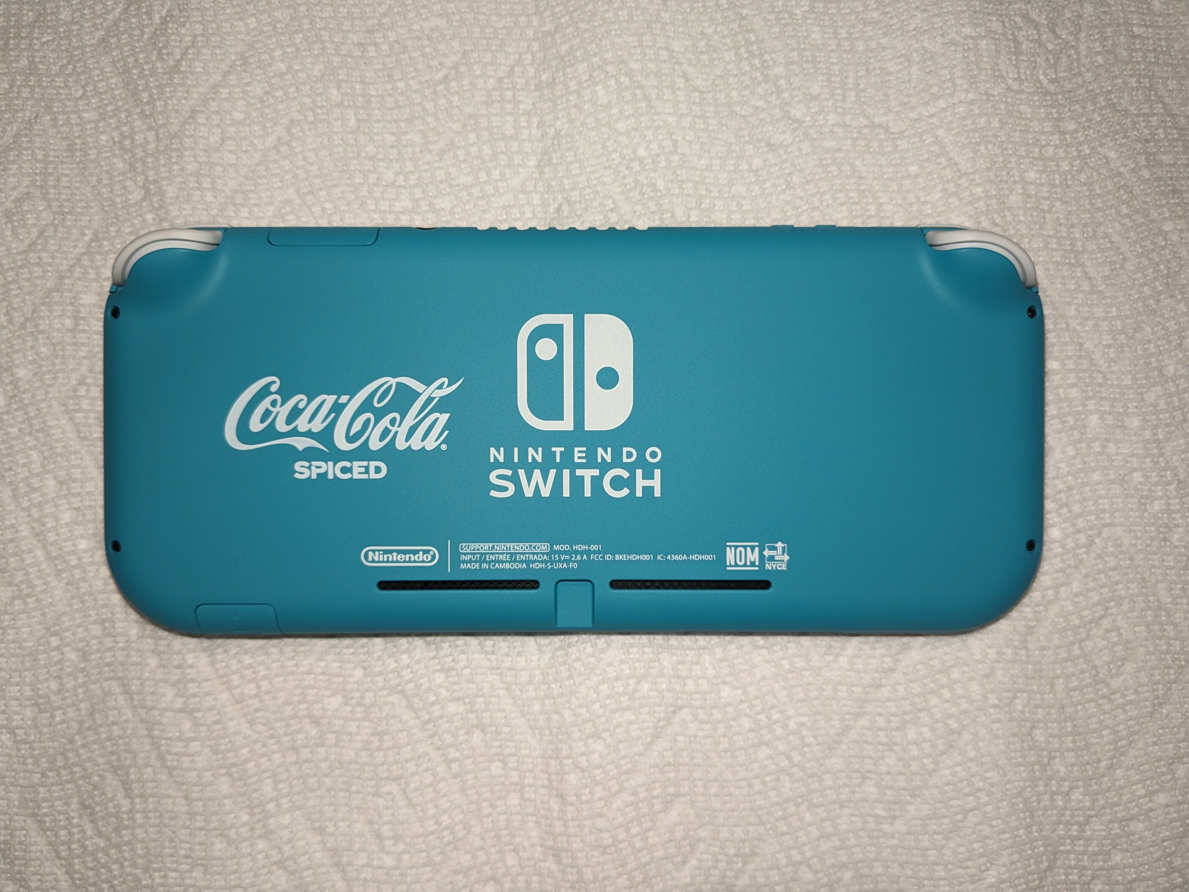  Nintendo Switch Lite Coca-Cola Spiced Console