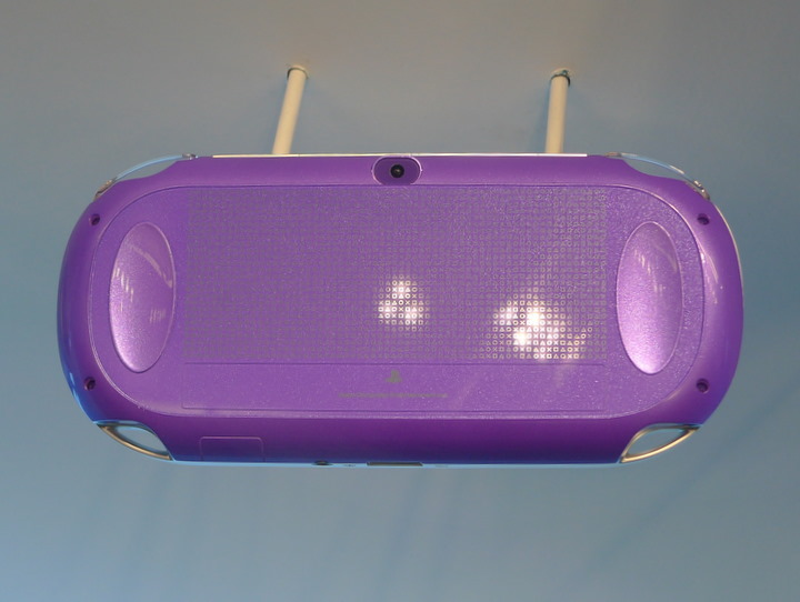  Sony PS Vita &quot;Purple&quot; Presentation Prototype Dummy