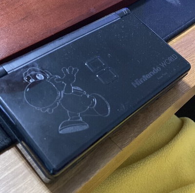 Nintendo DS Lite Nintendo World Yoshi Console
