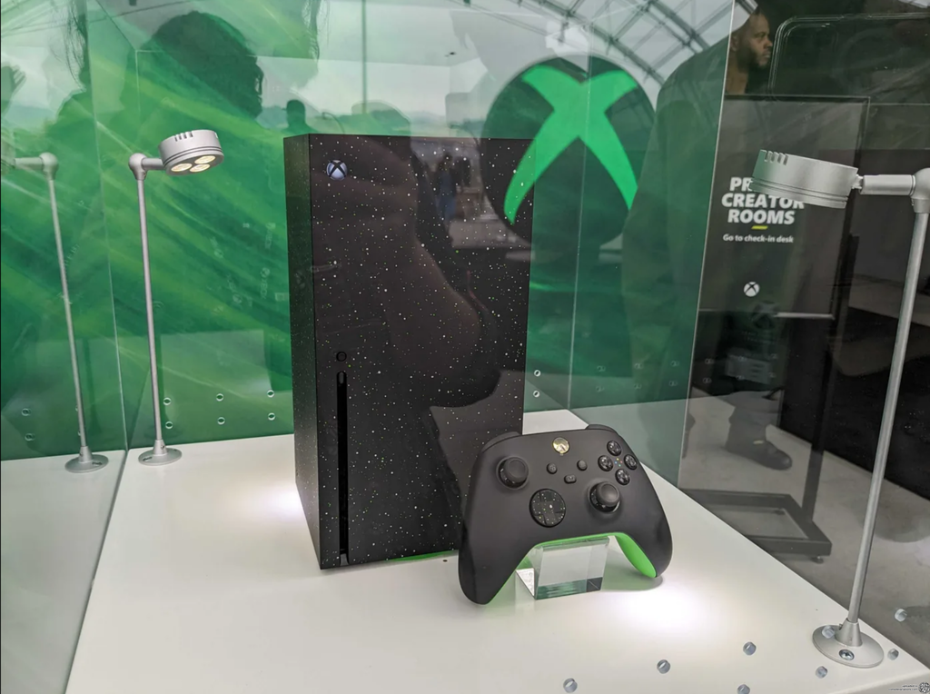 日月限定4万xbox seriesX Consolevariations - Microsoft Xbox Series X Galaxy Black Console