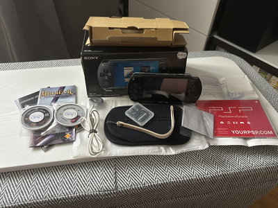 Sony PSP 1004 Ridge Racer and Medievil value pack bundle