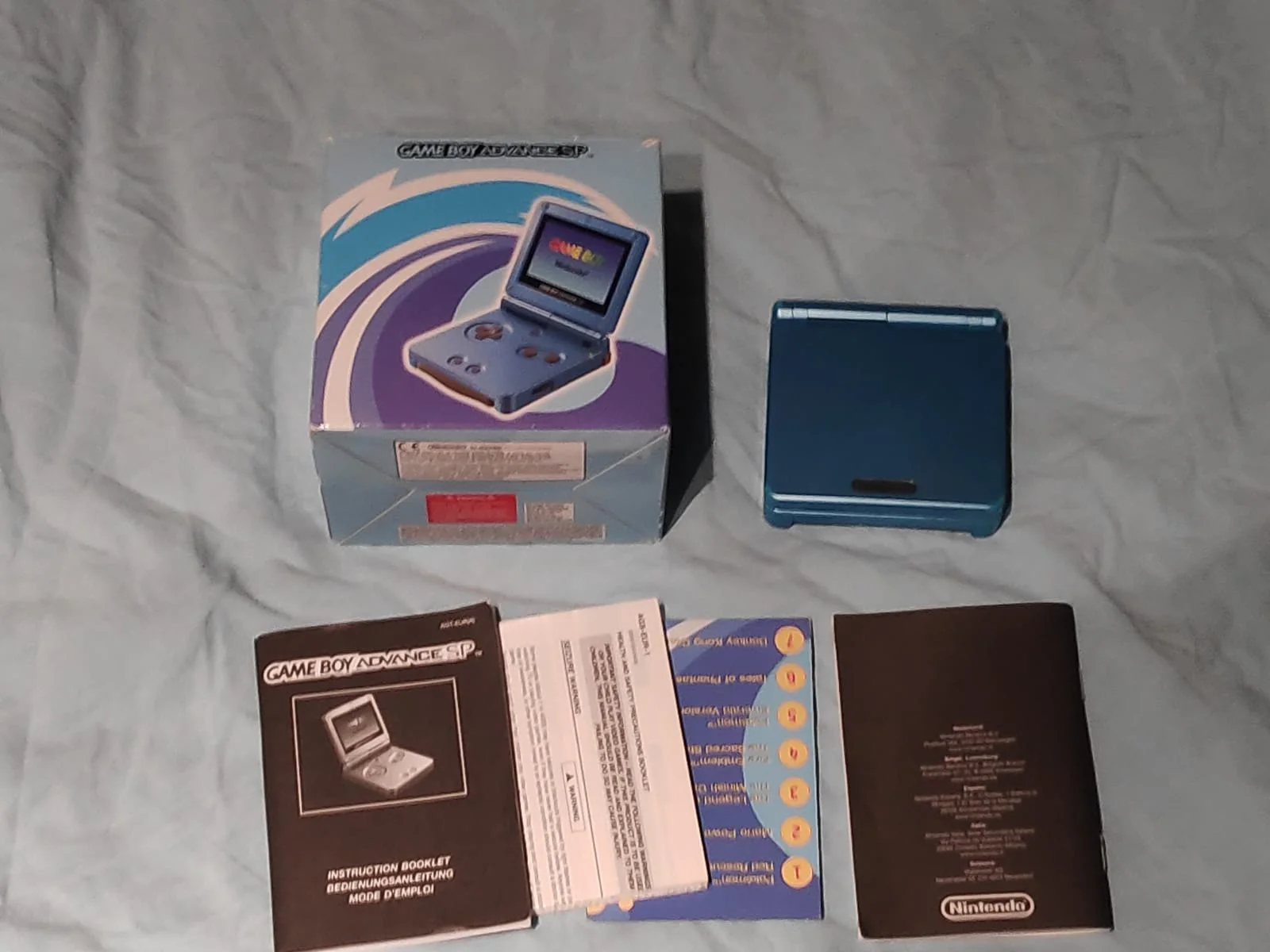 Nintendo Game Boy Advance SP Surf Blue AGS 101 Console