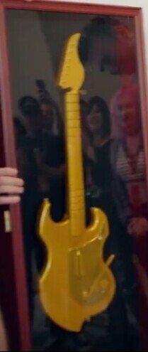 PDP Xbox One Gold Riffmaster