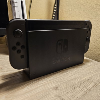 Nintendo Switch In-Store Dummy Console