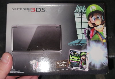 Nintendo 3DS Black Luigi Mansion Bundle 
