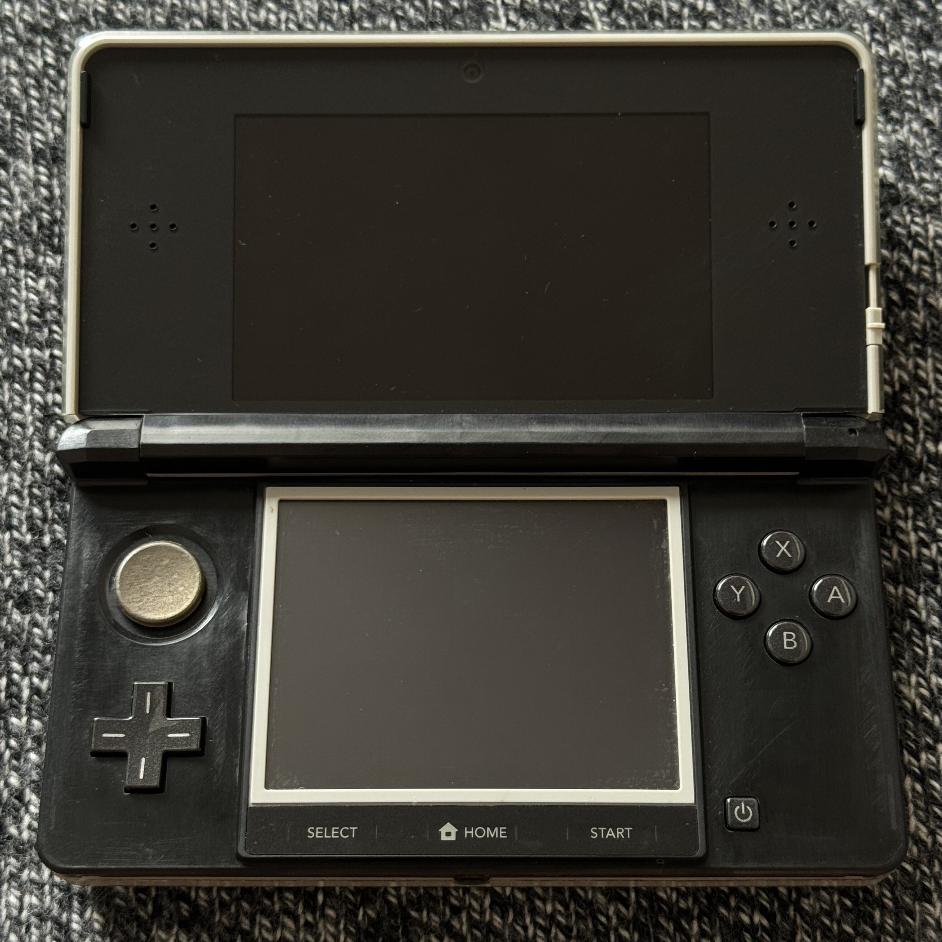  Nintendo 3DS X2 Prototype Console