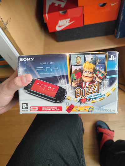 Sony PSP 3000 Series Buzz Quem é o Génio Português? bundle