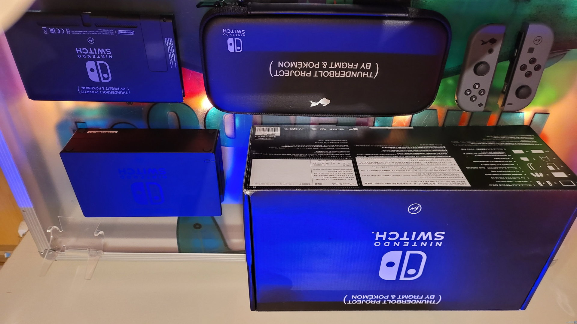 Consolevariations - Nintendo Switch Thunderbolt x Pokemon Project 