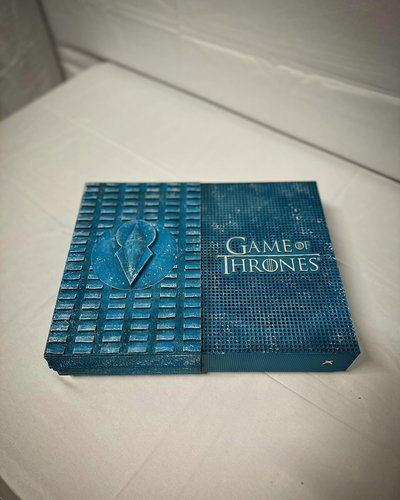 Microsoft Xbox One S Game of Thrones Knight King Console