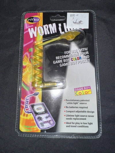 Nintendo Game Boy Color Nyko Worm Light