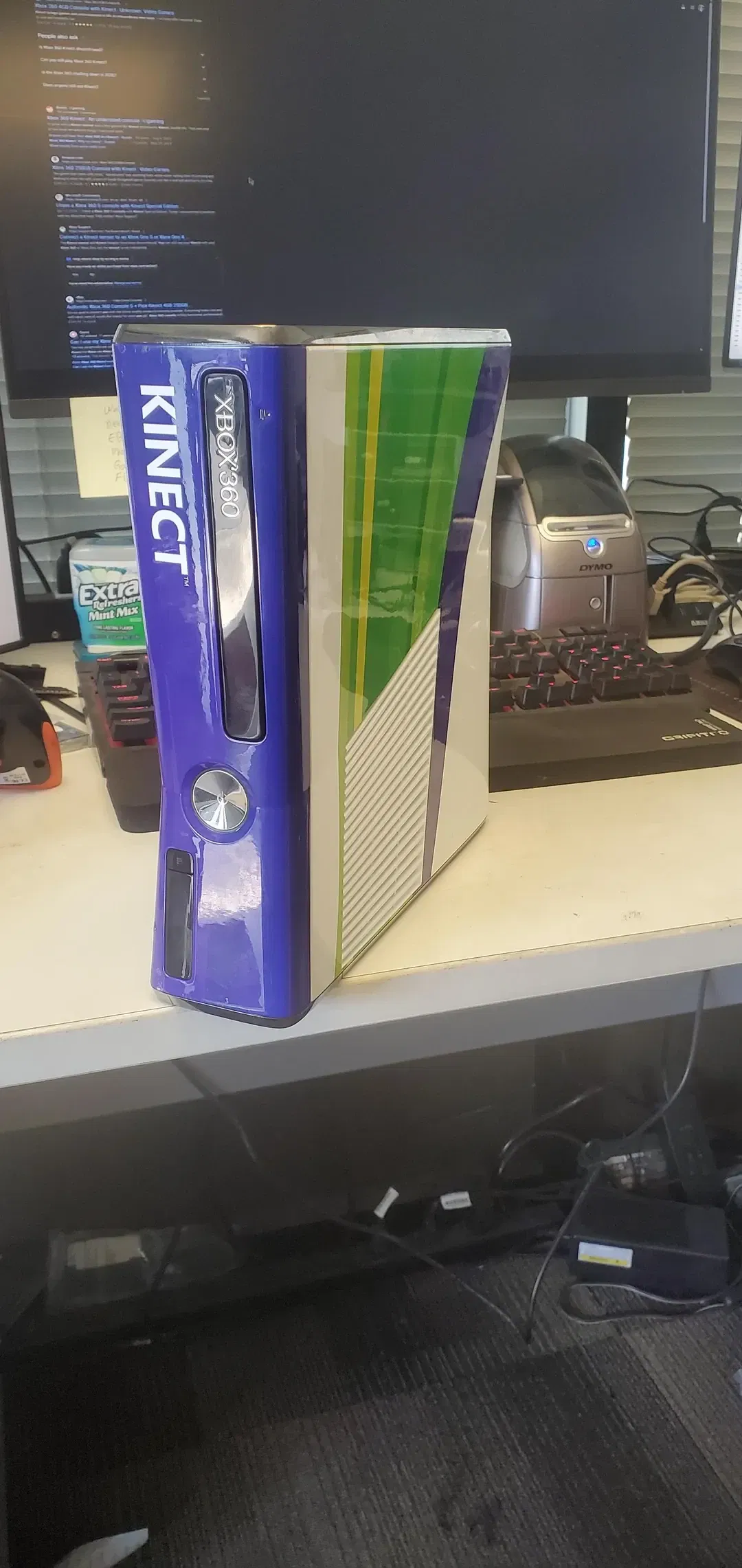 Microsoft Xbox 360 Kinect Console