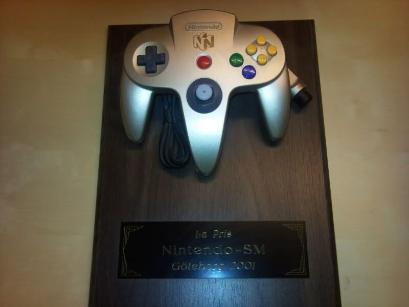 Nintendo 64 E3 Golden N Controller