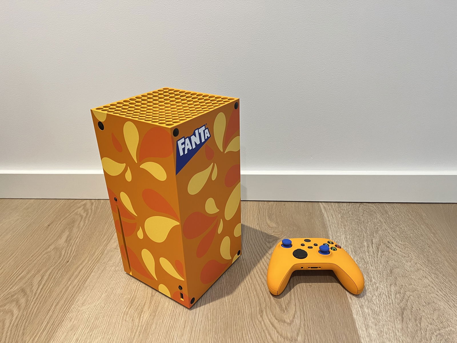 Microsoft Xbox Series X Fanta Consoles