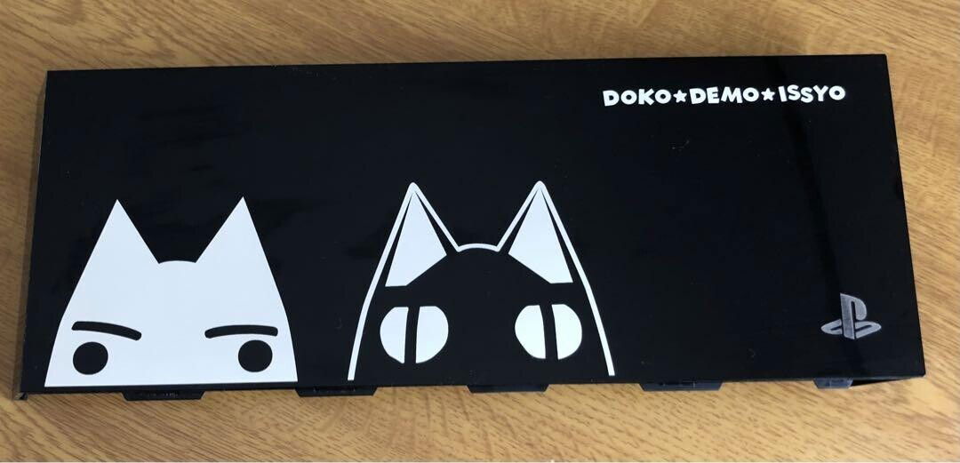  Sony PlayStation 4 Doko Demo Issyo &#039;Toro &amp; Kuro&#039; Faceplate