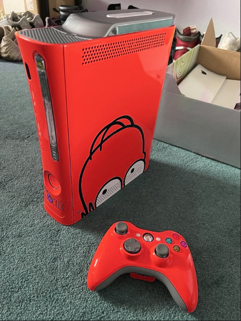  Microsoft Xbox 360 1 of 1 Evil Red Homer Simpson Console Missprint