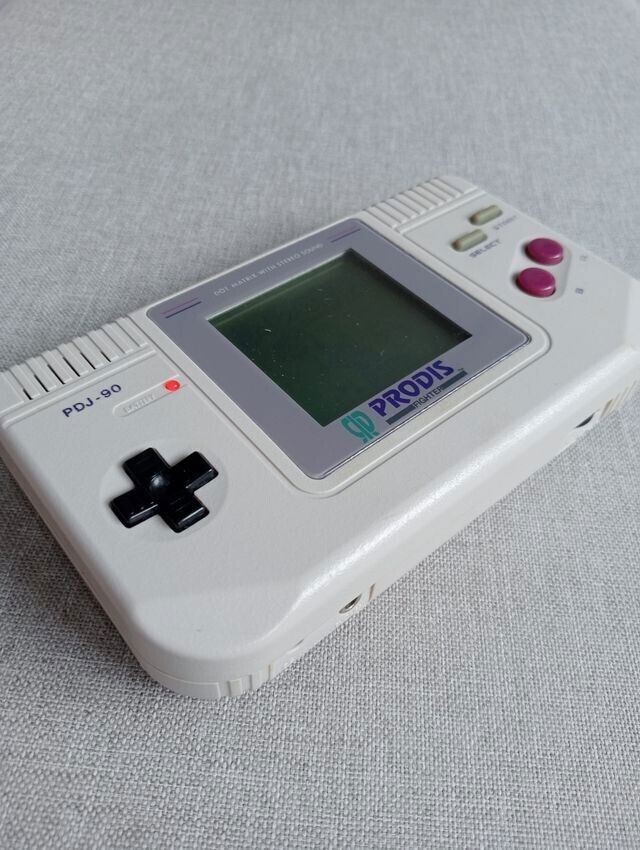  Nintendo Game Boy Prodis fighter - horizontal DMG Clone