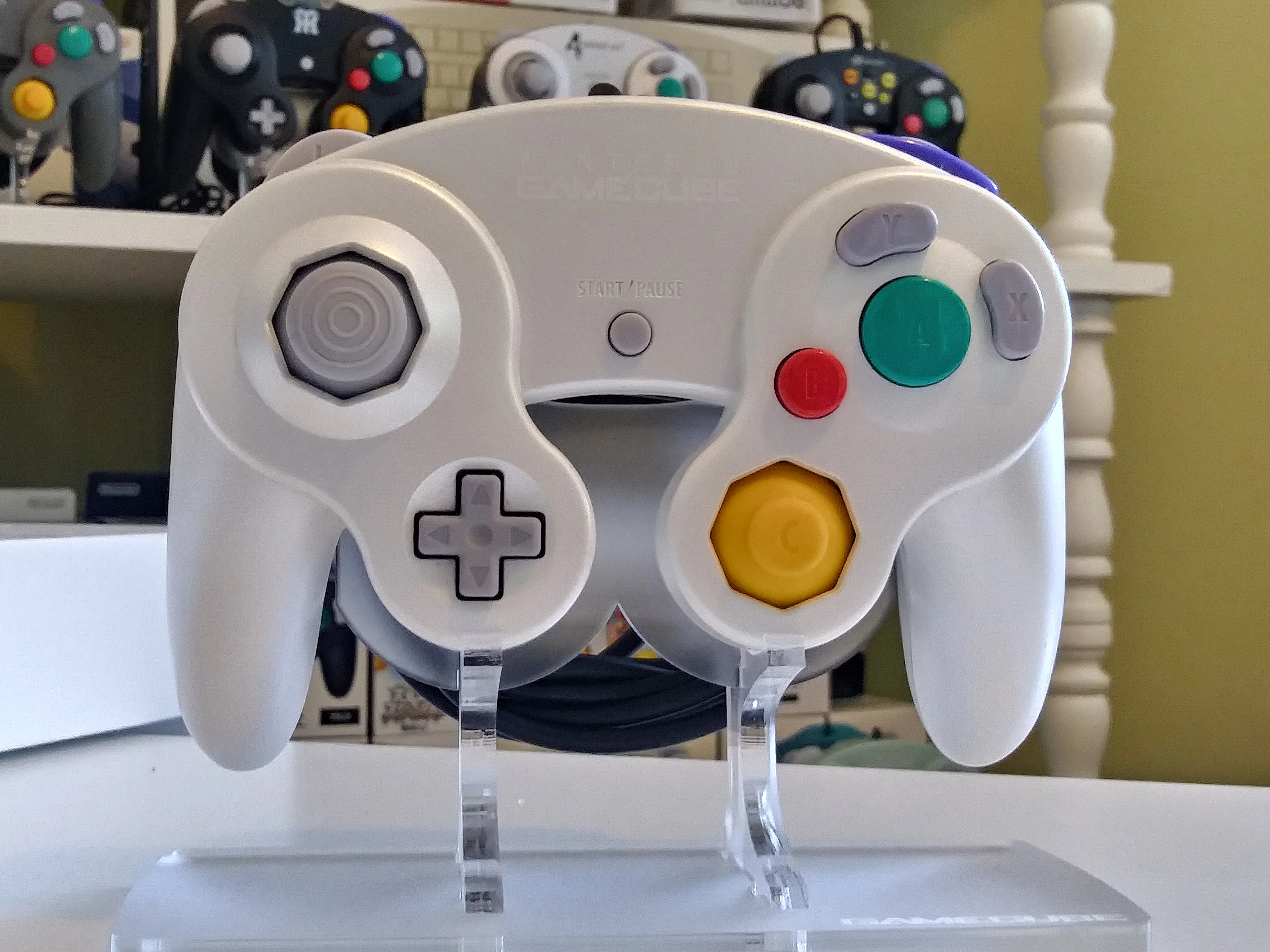  Nintendo GameCube Pearl White Controller