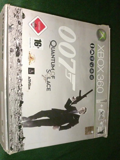 Microsoft Xbox 360 Bundle 007 Quantum of Solace Bundle