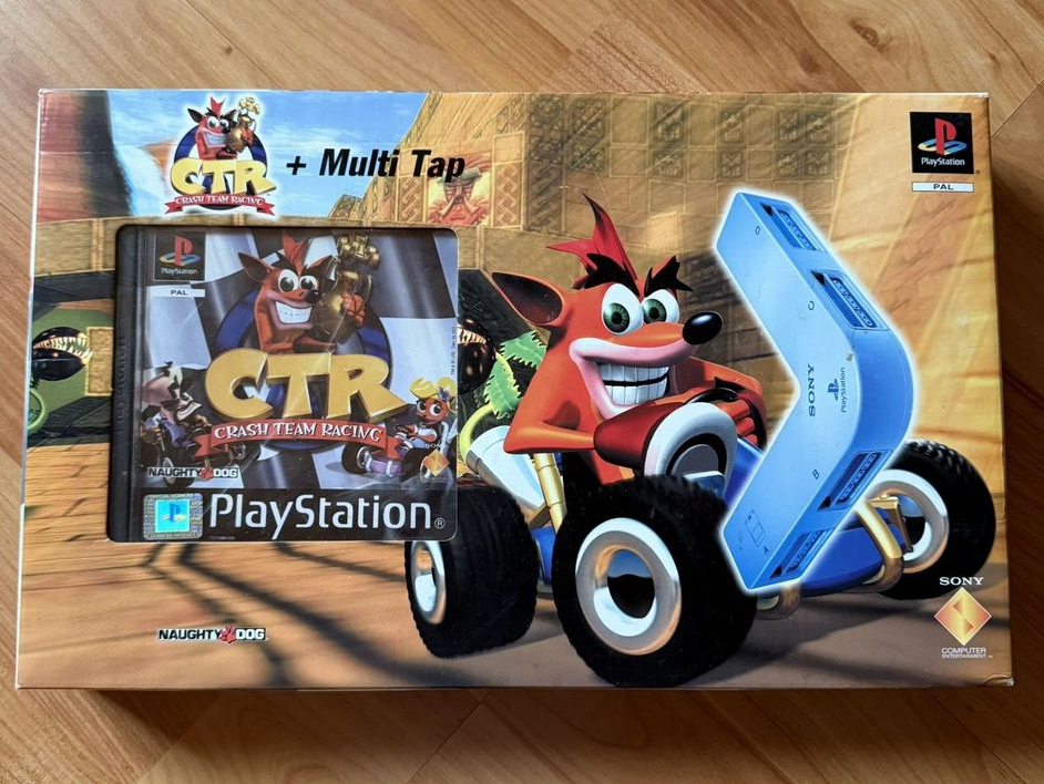  Sony PlayStation Multitap + Crash Team Racing game [EU]
