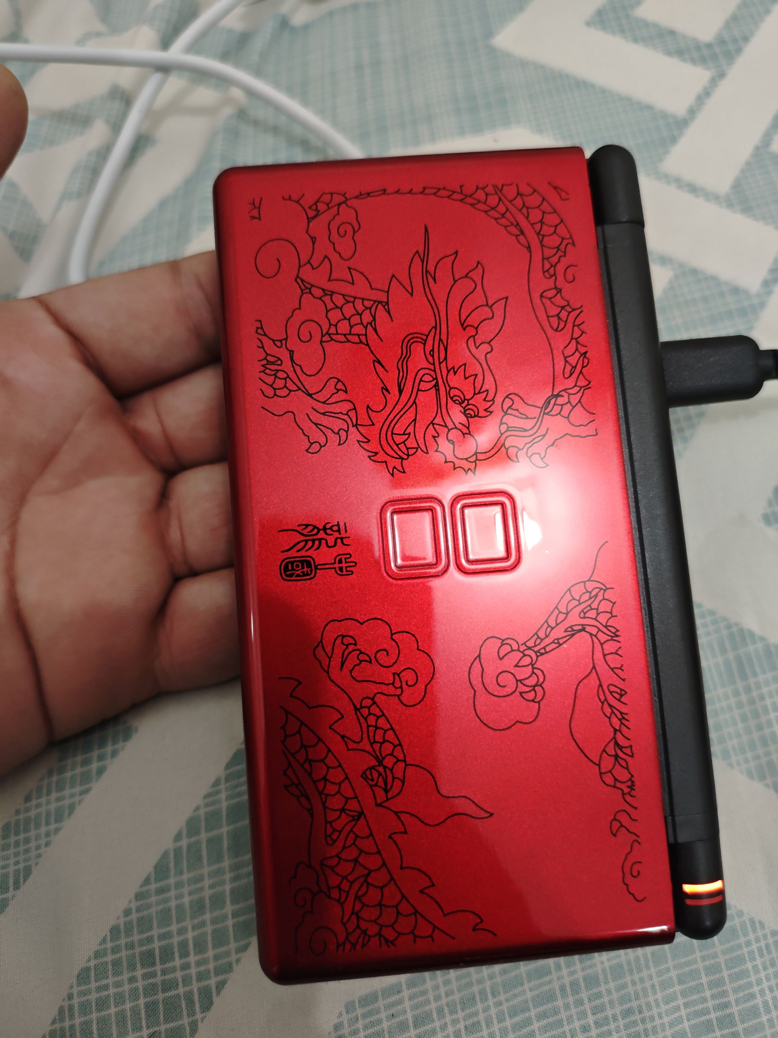iQue DS Lite Dragon Console