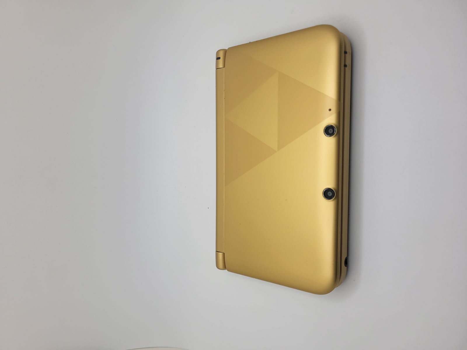 Nintendo 3DS XL Zelda A Link Between Worlds Console [NA]