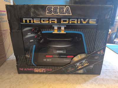 Sega Mega Drive II + Mega CD  Mega Pack II 