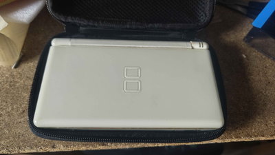 Nintendo DS Lite Polar White Console [ASI]